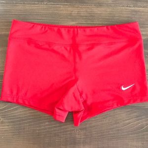Nike booty short- great condition!